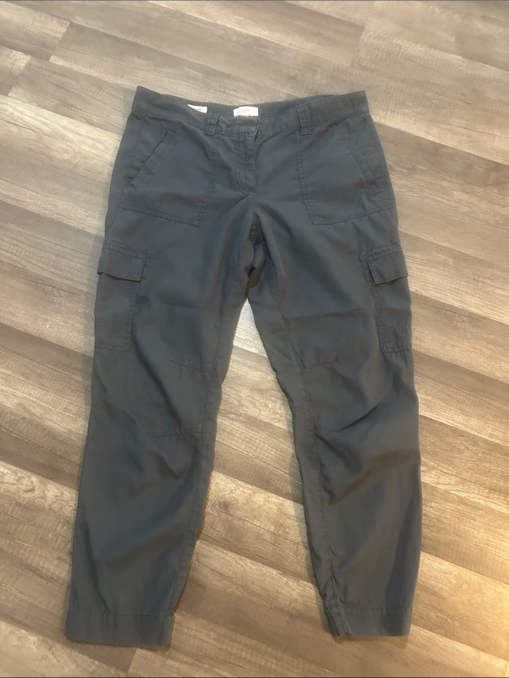 LOFT Women’s Pants Slate Gray Cargo Jogger Size 10